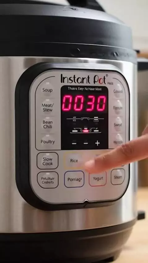 AI Video from prompt: focus on the right half (Instant Pot). Close-up 