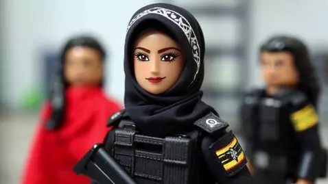 AI Video from prompt: Create a highly detailed LEGO-style female speci