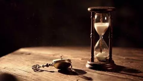 AI Video from prompt: # Instagram Reels Video Prompt (9:16)  **Style:*