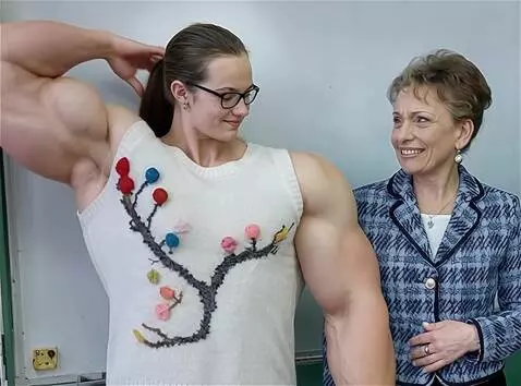 AI Video from prompt: This left person is a 7-foot-tall 18-year-old wo
