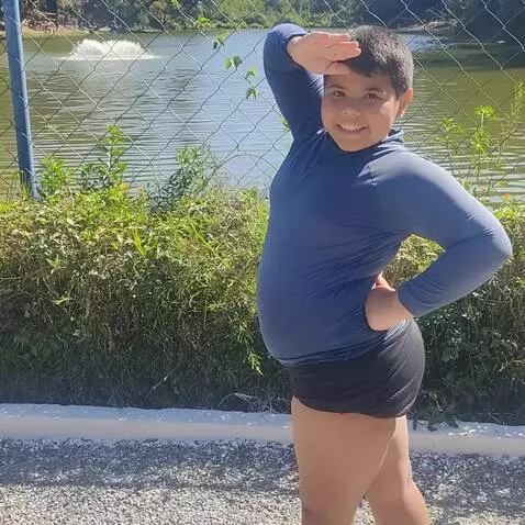 AI Video from prompt: Você quer me beijar? Então vem meu amor