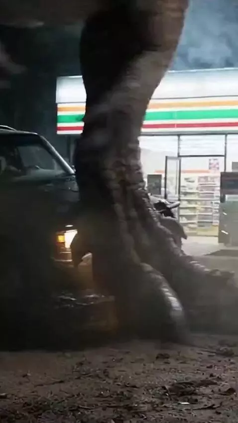 AI Video from prompt: Title: Night Predator – Carcharodontosaurus Atta