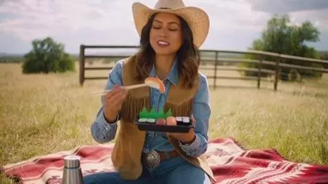 AI Video from prompt: CREATE A 16 SEC VIDEO OF A COWGIRL HAVING BUBBLY