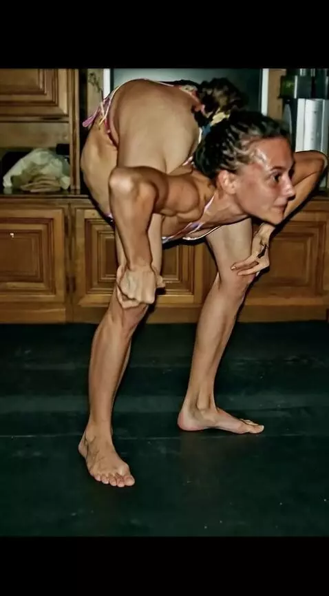 AI Video from prompt: without ever standing up, walk forward continuou