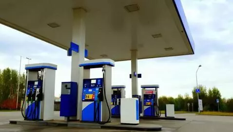 AI Video from prompt: An empty gas station