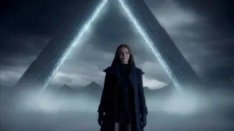 AI Video from prompt: An epic atmosphere episode from a dark mystical 