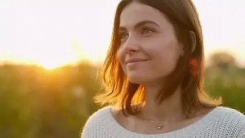 AI Video from prompt: hert das Muster vollkommener Gesundheit und Juge