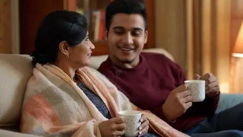 AI Video from prompt: Ghar mein Akele ladka ladki