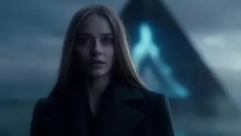 AI Video from prompt: A breathtaking medium close-up waist shot cinema