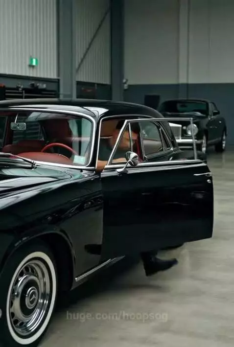 The Classc by hoopsog