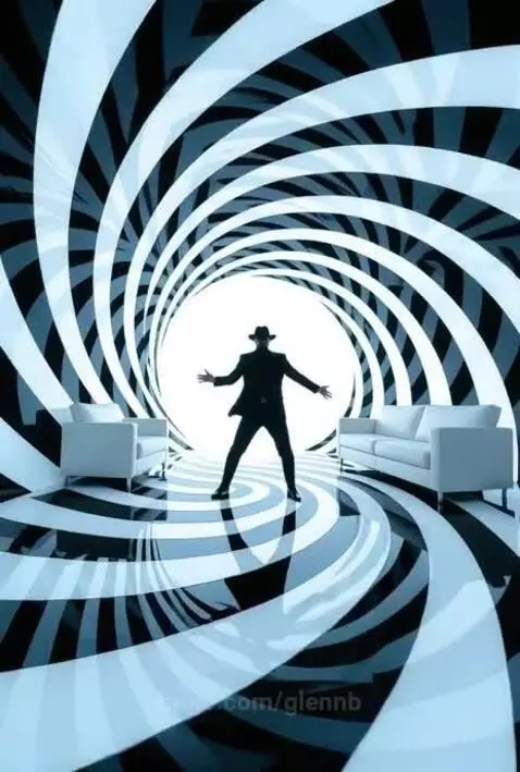 A spiral groove… by glennb