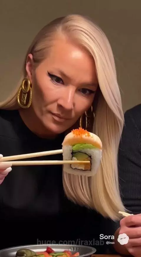 Sushi Decisions. Characters @irax and @prizem by iraxlab