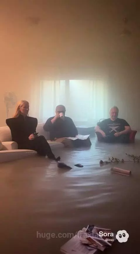 Calm Underwater Living Room by iraxlab