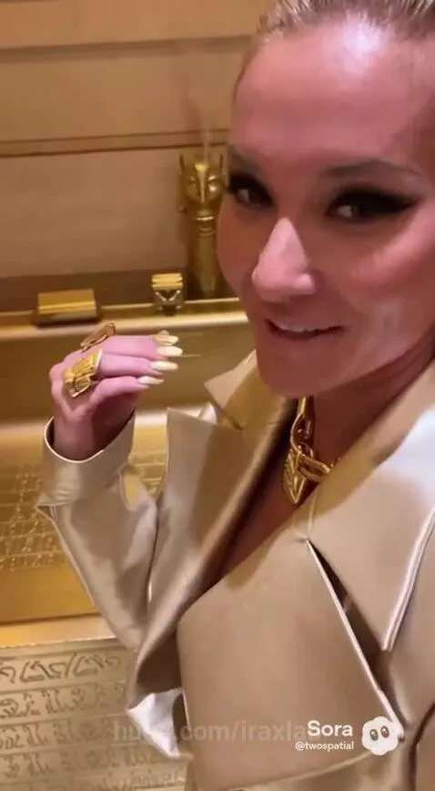 Bathe Like a Pharaoh by iraxlab