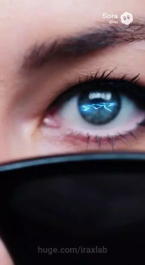 Thunder whip by iraxlab