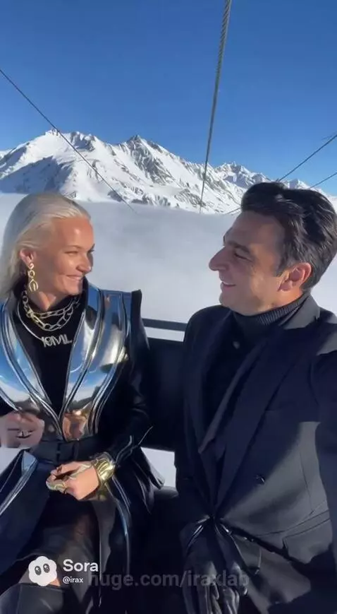 SKI LIFT LUXURY by iraxlab