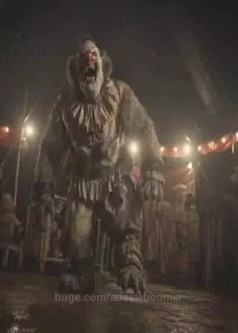 Grinzo the Howling Ape : *"Laughter is louder in the dark… e... by aussieboomer