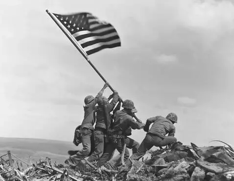 Raising the Flag on Iwo Jima - One of the most iconic photos... by aussieboomer