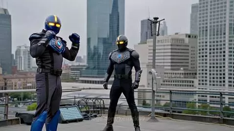 Superhero fight on the roof by kerrick89
