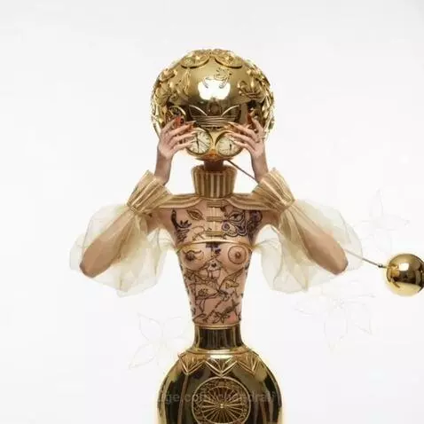 Golden dizziness by chandrali