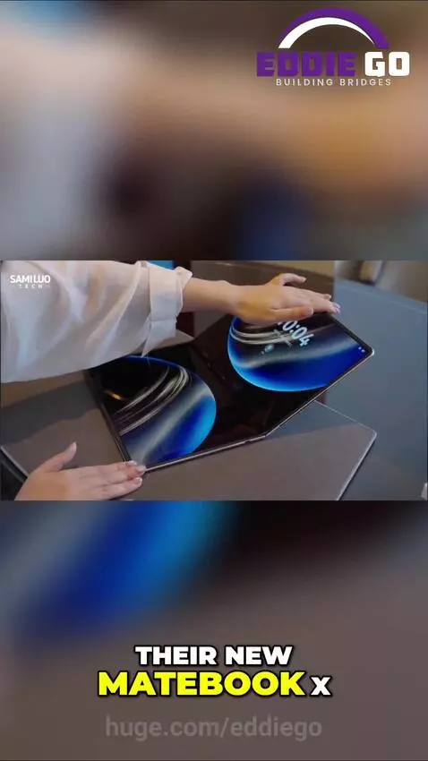 𝐅𝐨𝐥𝐝𝐚𝐛𝐥𝐞 𝐋𝐚𝐩𝐭𝐨𝐩 🤯: 𝐓𝐡𝐞 𝐅𝐮𝐭𝐮𝐫𝐞 𝐢𝐬 𝐇𝐞𝐫𝐞! 💻 by eddiego