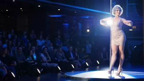 Зинаида Рудольфовна на подработке by leo