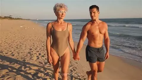 Зинаида на море by leo