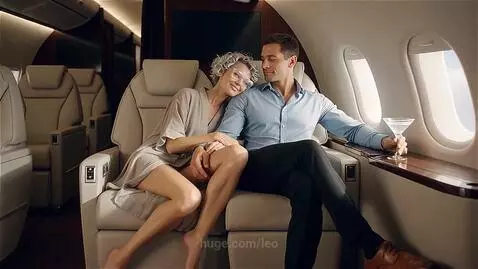 Зина убывает в очередной отпуск. by leo