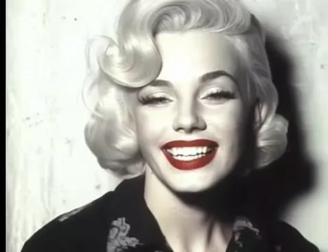 Tom Hardy turns into Marilyn  Monroe and back by karusel