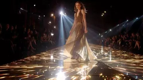 Runway and Lights Show by foldingend