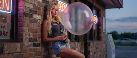 Super Bubble Blower Champion by foldingend