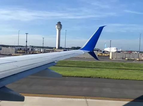 IAD-FLL by saavidrio