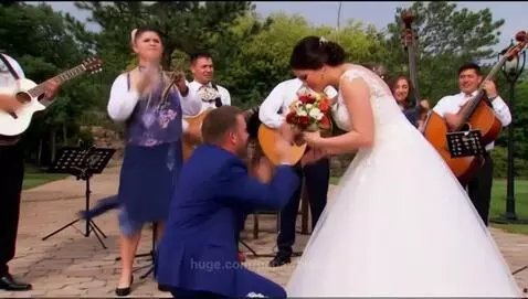 Mariachi by papawhiskey