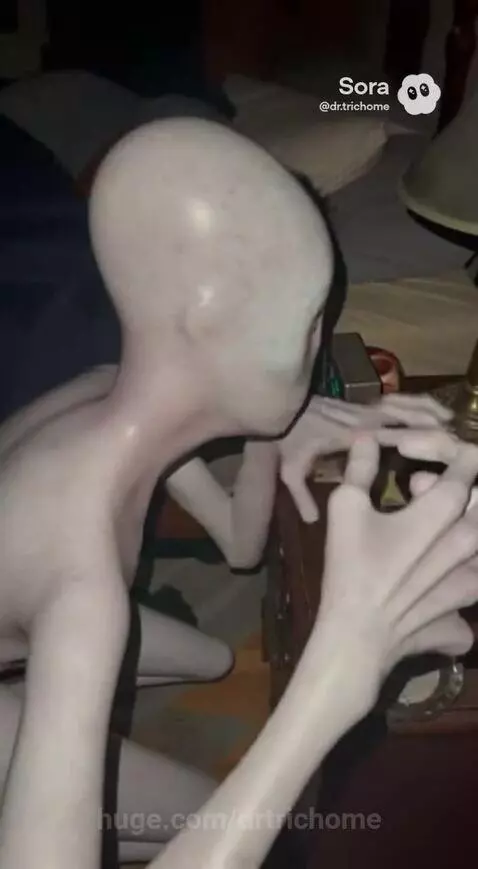 A grey breaks in your crib by drtrichome