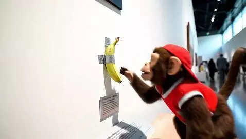 Free Bananas 🍌 by arperture