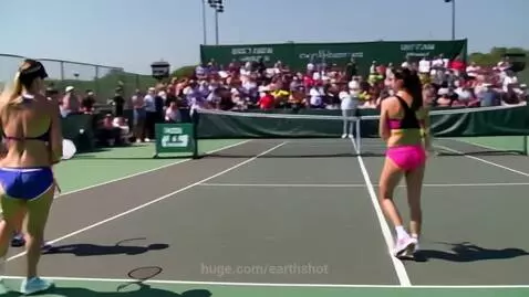 A Tennis Warm Up. by earthshot
