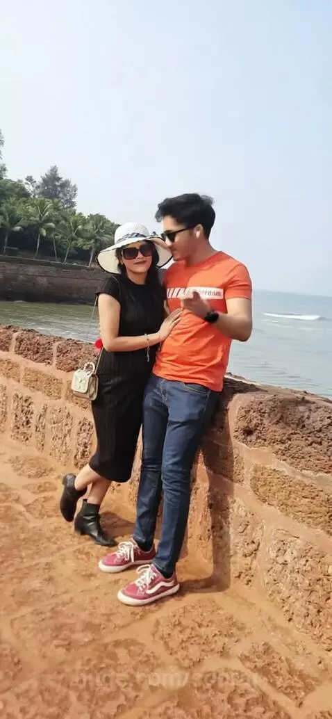 Romantic by sooraj