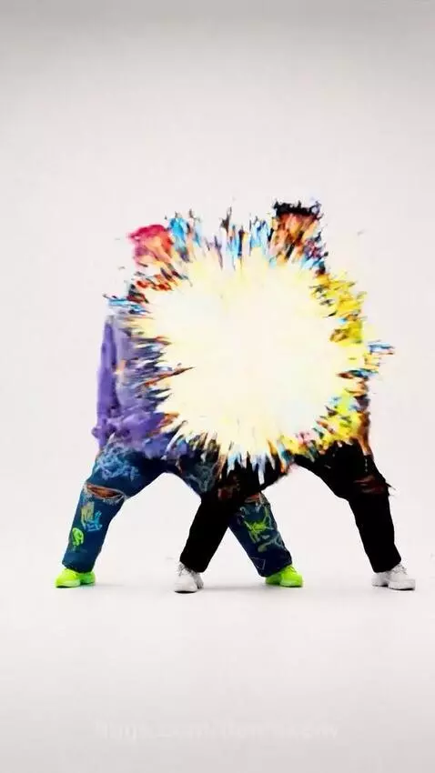 Liquid Glitch Dance by denrakeiw