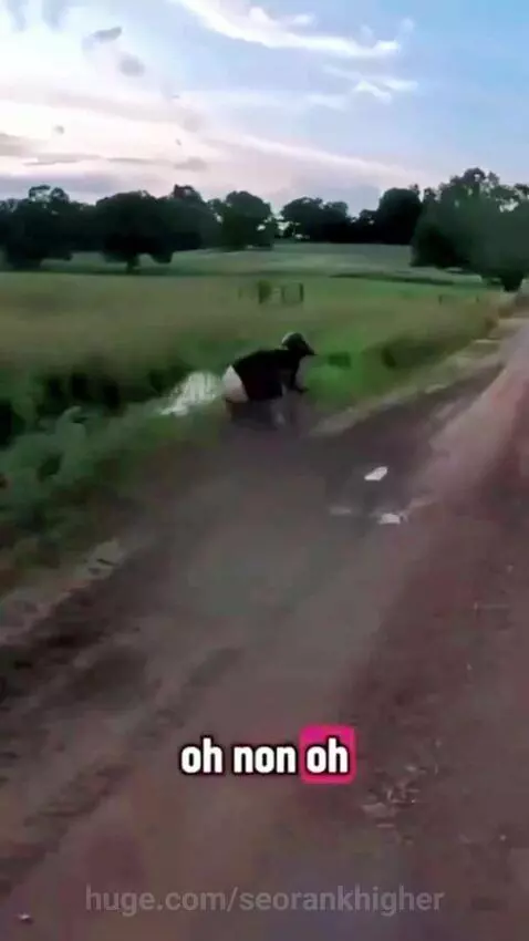 damn ! Watch until the hand by seorankhigher