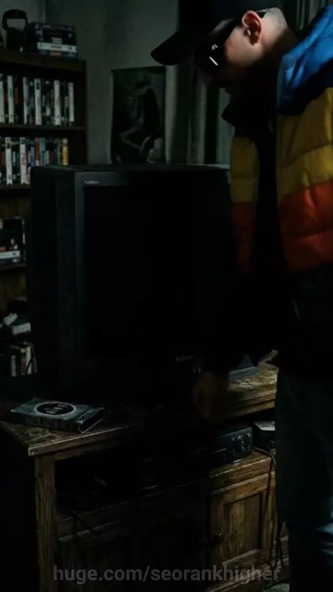 Man in puffer jacket photobombing iconic movie scenes like Titanic and Spider-Man.