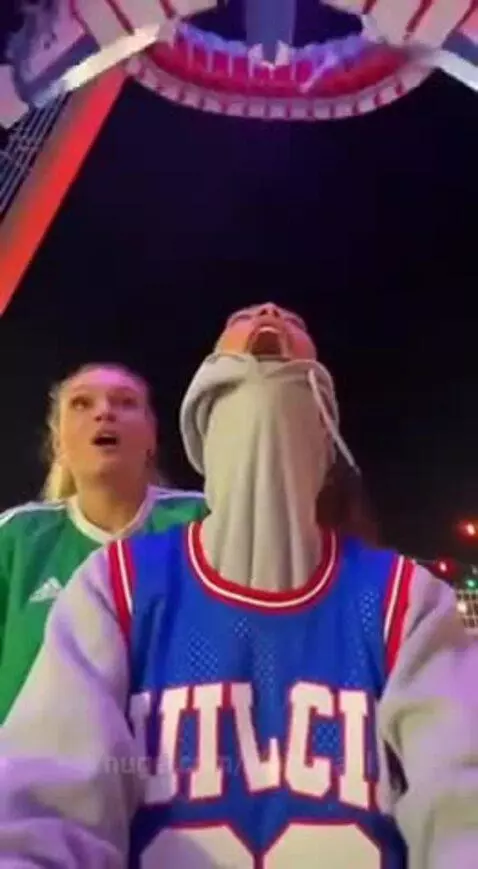 Omg 😱 by alphapaul