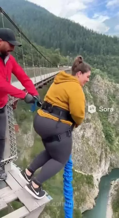 Poor girl... by piero