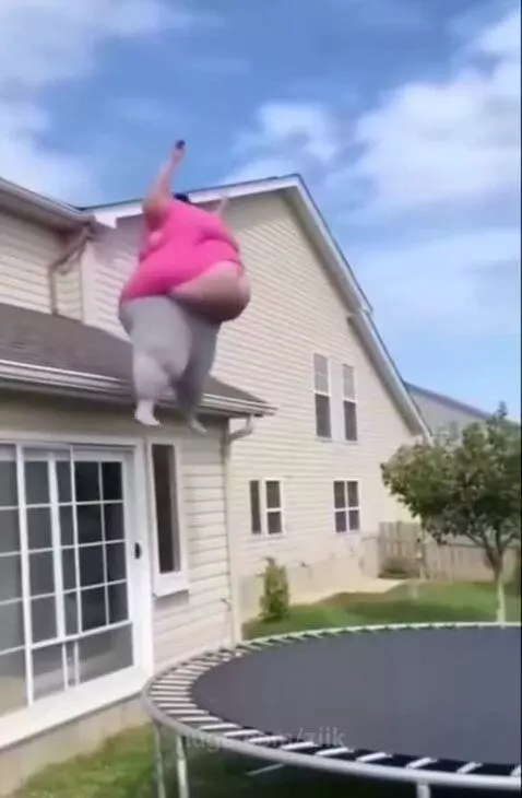 Poor girl, hope she's ok by ziik