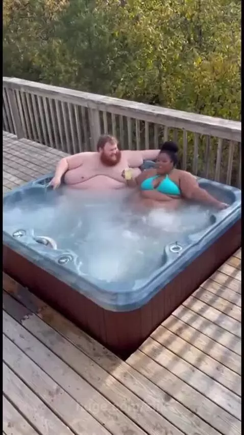 Wtf!! Hope they are both OK 😂 by ziik