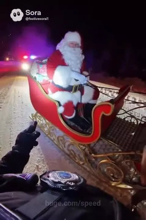Did I just see santa claus getting a ticket for over speedin... by speed