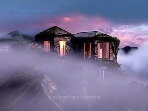 House on the hill by margaritamedia