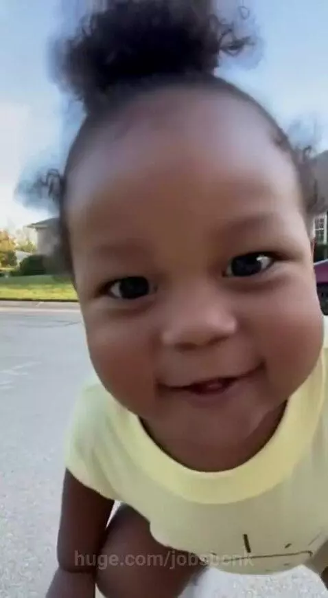 Ohh cmon girlllll😂 by jobsbonk