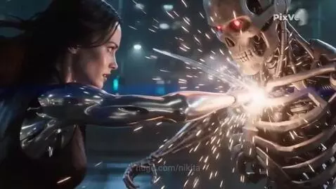 T-800 robot with glowing red eyes fights a female character with cybernetic arms and a blade.