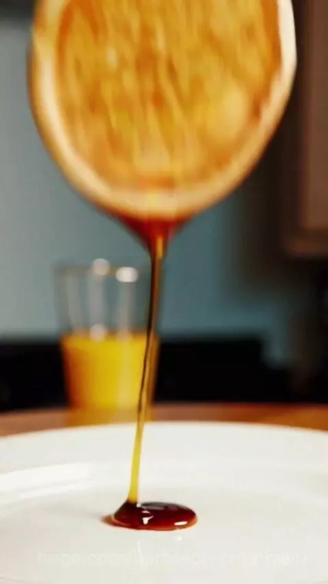 Gravity by barbtech-creative