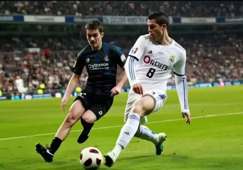 What are they playing? by vlad15